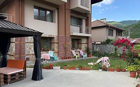 Къща за гости Гаджакови